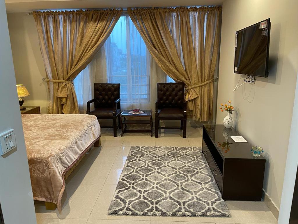 Marine Tower Apartment Rawalpindi Exterior photo